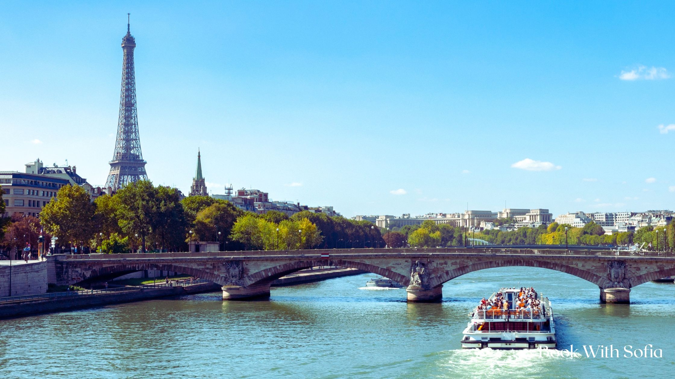 Places of Interest in Paris You Must Book Before Going